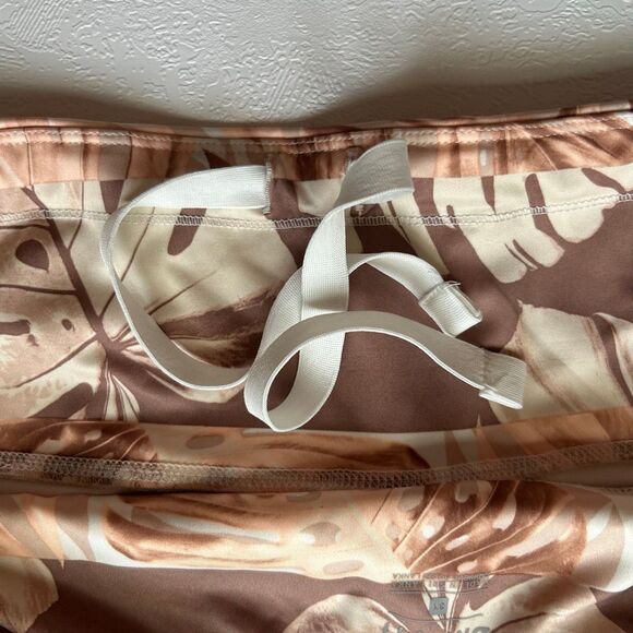 Nike Dri-Fit 3X Tropical Monstera Leaf Print Leggings | Neutral Peach Brown Acti - Picture 4 of 9